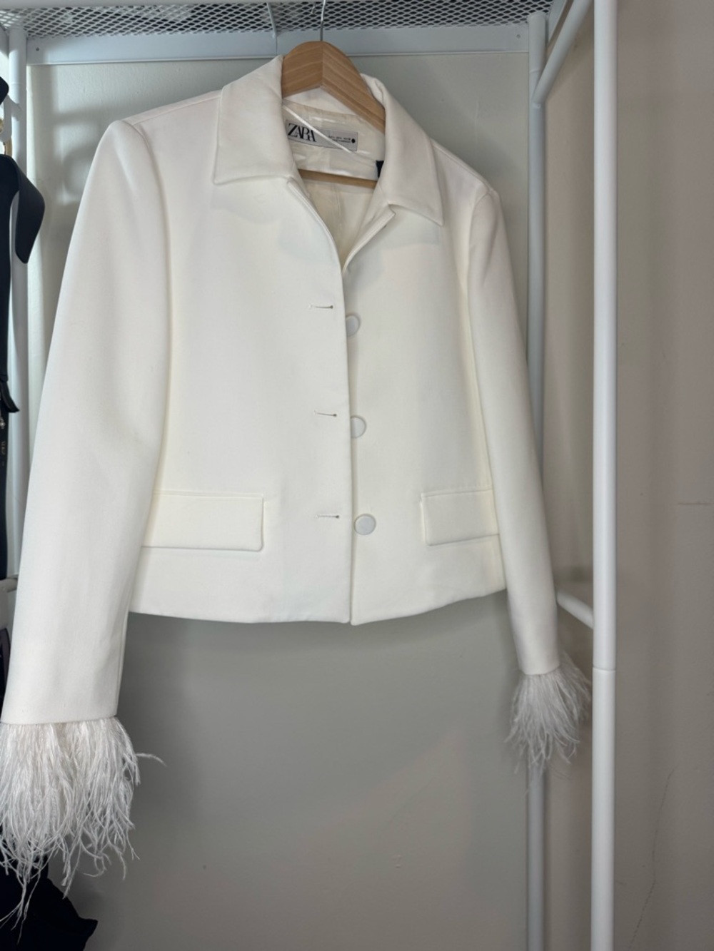 Zara White Feather-Cuff Cropped Blazer